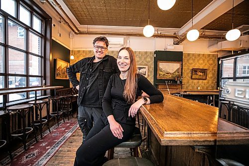 MIKAELA MACKENZIE / FREE PRESS

New owners Liz Wreford and Peter Sampson at Langside Grocery, which will open again this Friday, on Monday, Jan. 5, 2026.

For Malak story.
Free Press 2026