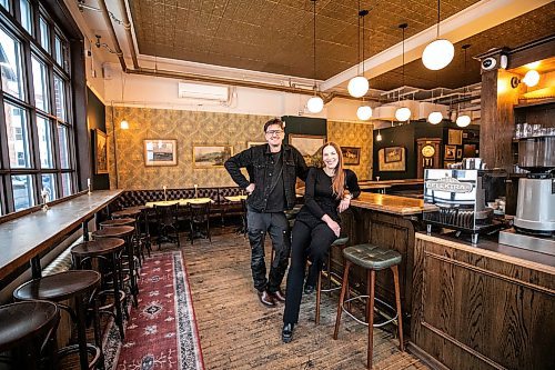 MIKAELA MACKENZIE / FREE PRESS

New owners Liz Wreford and Peter Sampson at Langside Grocery, which will open again this Friday, on Monday, Jan. 5, 2026.

For Malak story.
Free Press 2026