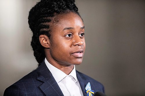 MIKAELA MACKENZIE / FREE PRESS
Health minister Uzoma Asagwara speaks to the media at the Manitoba Legislative Building on Friday, Nov. 21, 2025.
For Maggie story.
Free Press 2025