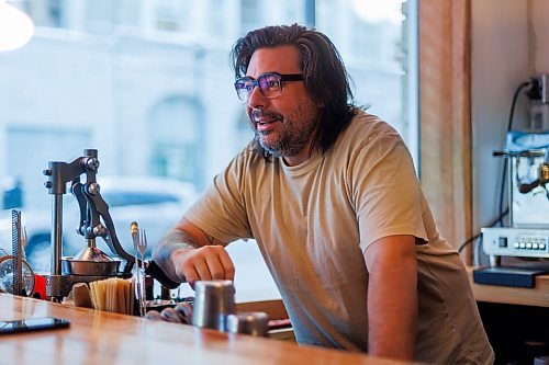 MIKE DEAL / FREE PRESS
Chef Mandel Hitzer in his restaurant Deer + Almond at 85 Princess Street. 
Reporter: Malak Abas
260107 - Wednesday, January 07, 2026.