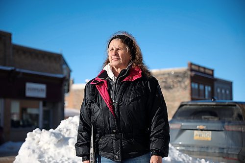 07012026
Chris Dunning in downtown Virden on Wednesday. 
(Tim Smith/The Brandon Sun)