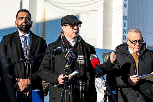 MIKAELA MACKENZIE / FREE PRESS

Joseph Fourre speaks to the media, opposing the proposed supervised consumption site, outside of 366 Henry Avenue on Thursday, Jan. 8, 2026.

For Chris story.
Free Press 2026