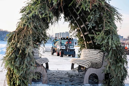 Ruth Bonneville / Free Press 

Local Forks Skating to Churchill

Crews  set prep flood the Red River along the skating trail near the Winnipeg Canoe and Kayak Centre on Churchill Drive Friday. 

Maintenance crews with The Forks prepare the river trail from Queen Elizabeth Bridge to The Winnipeg Canoe and Kayak Centre on Churchill Drive Friday afternoon.  

Near-perfect freezing conditions made it possible for the Nestaweya River Trail to open for winter season early, January 1st, on the Assiniboine River and the trail on the Red River along Churchill Drive should be open by this weekend. 

Jan 9th,  2026