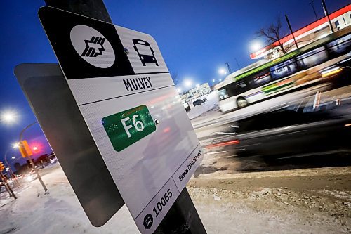 JOHN WOODS / WINNIPEG FREE PRESS
A bus passes a F6 stop at Mulvey on Osborne Monday, December 22, 2025. Bus pass ups are up from last year.
reporter: joyanne
