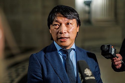 MIKE DEAL / FREE PRESS
Chris Avery, president and CEO, Arctic Gateway Group, talks to the media after the event.
Northern and Arctic Affairs Minister and Minister responsible for the Canadian Northern Economic Development Agency, Rebecca Chartrand and Business, Mining, Trade and Job Creation Minister Jamie Moses were joined by Chris Avery, president and CEO, Arctic Gateway Group, Carly Edmundson, president and CEO, CentrePort Canada Inc., and Nick Hays, president and CEO, Winnipeg Airports Authority, in the rotunda of the Manitoba Legislative Building to announce a new Manitoba trade alliance and sign a memorandum of understanding, Monday morning.
Reporter: Gabrielle Piche
260119 - Monday, January 19, 2026.