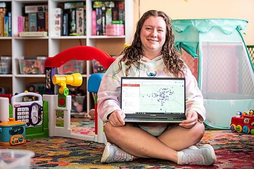 MIKAELA MACKENZIE / FREE PRESS

Carol Cassell, who creates Mapping Winnipeg, on Tuesday, Jan. 20, 2026.

For AV story.
Free Press 2026