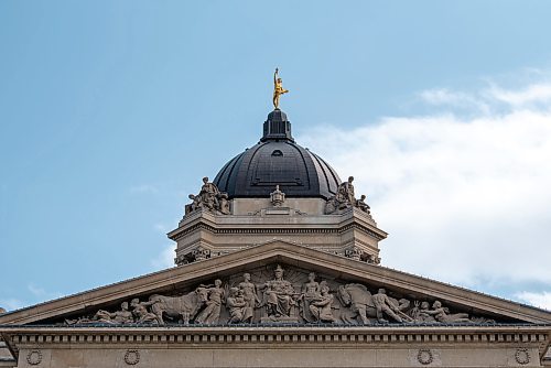 ALEX LUPUL / WINNIPEG FREE PRESS
The Golden Boy stands atop the Manitoba Legislative Building' in Winnipeg on Monday, July 5, 2021. It embodies the spirit of enterprise and eternal youth, and is poised atop the dome of the building.
Reporter: Ben Waldman