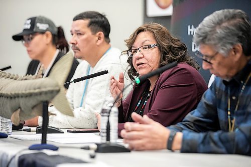 MIKAELA MACKENZIE / FREE PRESS

Tataskweyak Cree Nation chief Doreen Spence speaks at a press conference about Manitoba Hydroճ negative impact on sturgeon in the Churchill River on Thursday, Jan. 22, 2026.

For Chris story.
Free Press 2026