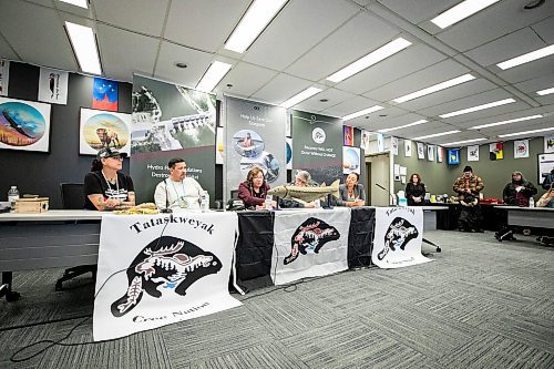 MIKAELA MACKENZIE / FREE PRESS
Tataskweyak Cree Nation chief Doreen Spence speaks at a press conference about Manitoba Hydroճ negative impact on sturgeon in the Churchill River on Thursday, Jan. 22, 2026.
For Chris story.
Free Press 2026