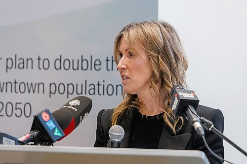 MIKE DEAL / FREE PRESS
Developer, Shelley Buleziuk, speaks during the event.
CentreVenture Development Corporation unveiled its new Strategic Plan and announced the recipients of the initial Heritage Conversion Program at a media event at 200 Portage Avenue Tuesday morning.
Reporter: Joyanne Pursaga
260127 - Tuesday, January 27, 2026.
