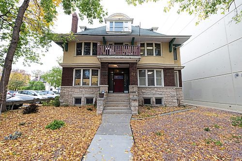 MIKE DEAL / WINNIPEG FREE PRESS
Kelvin Goertzen, PC candidate for Steinbach, and Réjeanne Caron, PC candidate for Fort Rouge, for a campaign announcement at the PC Party Headquarters, 23 Kennedy Street, Friday morning.
See Katie May story
230929 - Friday, September 29, 2023.