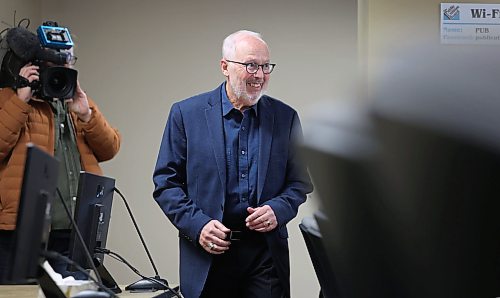 Ruth Bonneville / Free Press 

Local  Katz arrives for hearing 

Former Winnipeg mayor Sam Katz took the stand on the third day of the inquiry, smiling as he entered the hearing room Thursday. 


Feb 12th,  2026