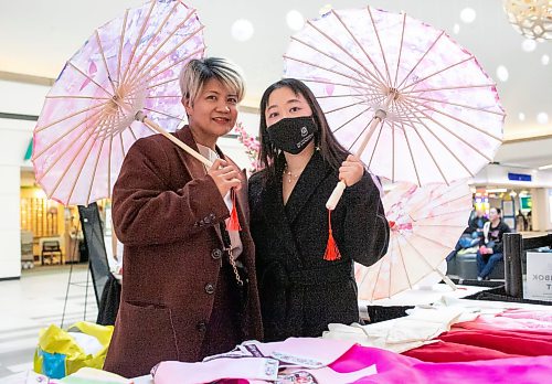 BROOK JONES/FREE PRESS
Lourdes Federis (left) of Foodtrip Kitchen and Andrea Kitano of the Manitoba Korean Community Resource Network have teamed up to host a Seollal, a Korean Lunar New Year, event at the Manitoba Museum on Feb. 28. The duo are pictured at the hanbok, traditional Korean dress, fashion show at Garden City Shopping Centre in Winnipeg, Man., Sunday, Feb. 22, 2026. The fashion show was held to help promote the upcoming Seollal event.