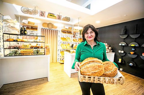 MIKAELA MACKENZIE / FREE PRESS
Ida Albo, owner and managing partner of the Bread Box, Friday, Feb. 27, 2026. The retail bake shop opened this week, and was started by the people behind the Fort Garry Hotel featuring items that are typically baked for hotel guests.
For Aaron Epp story.
Free Press 2026
