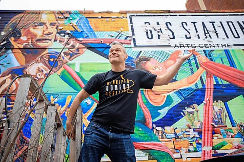 Ruth Bonneville  / Free Press 

INTERSECTION - Dean Jenkinson

Portrait of comedian Dean Jenkinson  for profile story.  at Gas Station Arts Centre Tuesday. 

What: This is for an Intersection profile piece on Dean, director of the Winnipeg Comedy Fest which kicks off Apr 28. It's been 35 years since Dean entered an open mic competition as a 19-year-old at a local comedy club; story will look back on what's turned out to be a highly successful career as a stand-up and writer/producer. 

See story by Dave

April 22nd,  2025