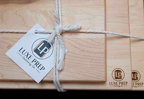 Ruth Bonneville Winnipeg Free Press
Biz Student Trade Fair
Junior Achievement student, Tasvee Jain, shows off her Luxury Prep cutting boards she made through JA, for the upcoming student trade fair at St. Vital centre Friday.
The JA Trade Fair is where High school students with JA will share their business pitches in the centre court at St. Vital mall Saturday.
MALAK
March 6th,, 2026