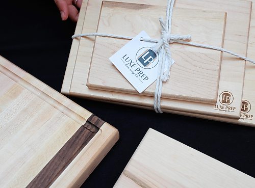 Ruth Bonneville Winnipeg Free Press 

Biz Student Trade Fair

Junior Achievement student, Tasvee Jain, shows off her Luxury Prep cutting boards she made through JA, for  the upcoming student trade fair at St. Vital centre Friday. 
The JA Trade Fair is where High school students with JA will share their business pitches in the centre court at St. Vital mall Saturday.

MALAK

March 6th,, 2026
