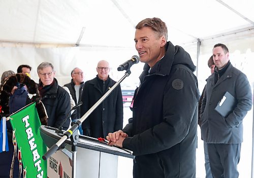 1Ruth Bonneville  Free Press 

LOCAL- housing

Naawi-Oodena

A news conference was held on the site of Naawi-Oodena lands located along Kenaston Blvd. with Gregor Robertson, Minister of Housing and Infrastructure, along with mayor Scott Gillingham and provincial ministers, to announce federal funding for the development  Wednesday.  

Other speakers and guests attending were: Chief Gordon Bluesky, Chairperson for Treaty One Nations, MP Rebecca Chartrand,  MP Ben Carr, MLA Bernadette Smith and Scott Gillingham, Mayor of Winnipeg, for a housing announcement.

March 18th,, 2026
