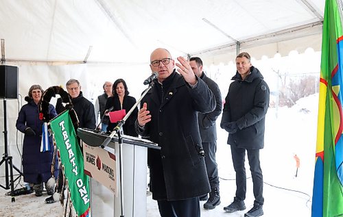 Ruth Bonneville Free Press
LOCAL- housing
Photo of mayor Scott Gillingham speaking at funding announcement for Naawi-Oodena Wednesday.
Naawi-Oodena
A news conference was held on the site of Naawi-Oodena lands located along Kenaston Blvd. with Gregor Robertson, Minister of Housing and Infrastructure, along with mayor Scott Gillingham and provincial ministers, to announce federal funding for the development Wednesday.
Other speakers and guests attending were: Chief Gordon Bluesky, Chairperson for Treaty One Nations, MP Rebecca Chartrand, MP Ben Carr, MLA Bernadette Smith and Scott Gillingham, Mayor of Winnipeg, for a housing announcement.
March 18th,, 2026
