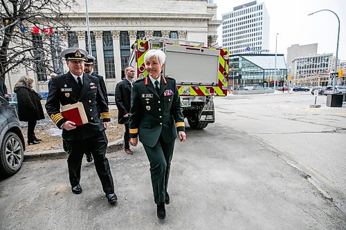 MIKAELA MACKENZIE / FREE PRESS
Chief of the Defence staff general Jennie Carignan walks outside of the Fairmont after speaking at a Winnipeg Chamber of Commerce luncheon on Wednesday, March 25, 2026.
For Aaron story
Free Press 2026