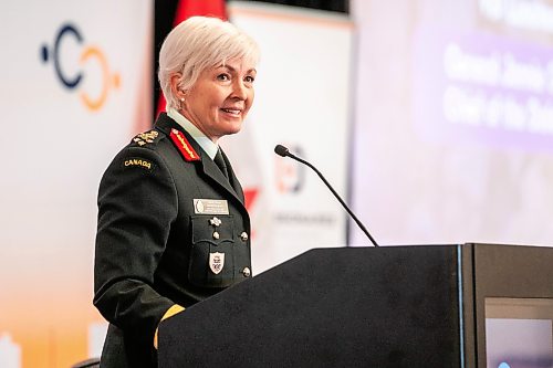 MIKAELA MACKENZIE / FREE PRESS
Chief of the Defence staff general Jennie Carignan speaks at a Winnipeg Chamber of Commerce luncheon at the Fairmont Hotel on Wednesday, March 25, 2026.
For Aaron story
Free Press 2026