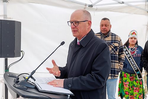 MIKE DEAL / FREE PRESS
Winnipeg Mayor Scott Gillingham, speaks during the ground breaking ceremony Tuesday at 2675 Portage Avenue where construction is about to begin on a new affordable housing complex.
Reporter: Scott Billeck
260407 - Tuesday, April 07, 2026.