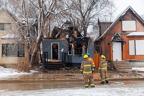 MIKE DEAL / FREE PRESS
WFPS crews were still on the scene of an early morning house fire on Salter Street near Mountain Avenue. Salter is closed to traffic between Mountain and St. John’s Avnenue.
No word on injuries.
260408 - Wednesday, April 08, 2026.