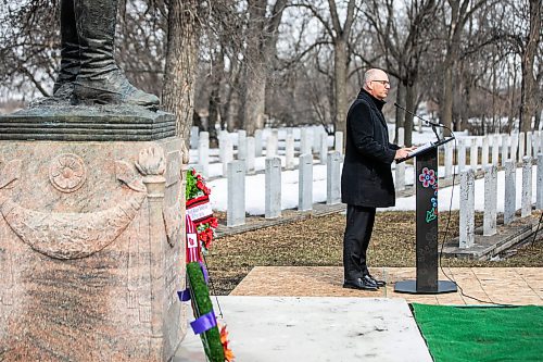 MIKAELA MACKENZIE / FREE PRESS
	
Mayor Scott Gillingham speaks at the rededication ceremony of the Bank of Montrealճ World War I memorial statue at Brookside Cemeteryճ Field of Honour on Thursday, April 9, 2026.

For Scott Billeck story.
Free Press 2026