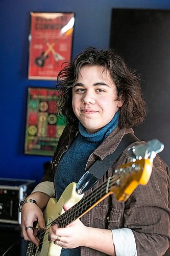 MIKAELA MACKENZIE / FREE PRESS
Theo Shalley, teacher at the School of Rock, on Thursday, April 9, 2026. The music school is turning ten this year.
For AV story.
Free Press 2026