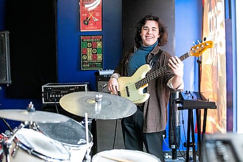 MIKAELA MACKENZIE / FREE PRESS
	
Theo Shalley, teacher at the School of Rock, on Thursday, April 9, 2026. The music school is turning ten this year.

For AV story.
Free Press 2026