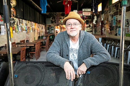 MIKAELA MACKENZIE / FREE PRESS
	
John Scoles at the High and Lonesome Club, which is celebrating its 25th anniversary, on Friday, April 10, 2026.

For Ben Waldman story.
Free Press 2026