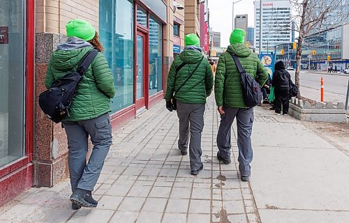 MIKE DEAL / FREE PRESS
Mwaniki Mbogo, Connect Supervisor with Downtown Community Safety Partnership (DCSP) walk along Portage Avenue while on patrol with team members, Will Dubery and Nancy Gimin, Thursday morning.
Reporter: Nicole Buffie
260409 - Thursday, April 09, 2026.