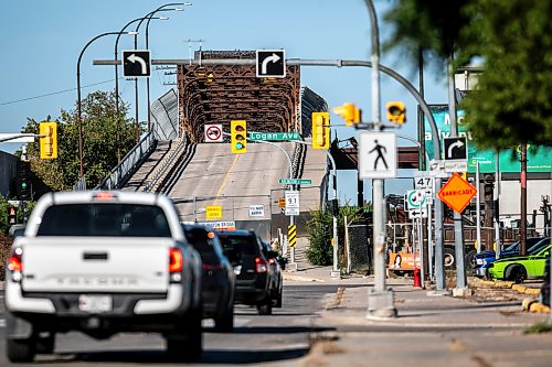 MIKAELA MACKENZIE / FREE PRESS
	
The shuttered Arlington Street Bridge on Wednesday, Sept. 25, 2024. Some city councillors recently heard preliminary options to repair the Arlington Bridge, though a long-awaited final report still hasnմ been released.

For Joyanne story.
Winnipeg Free Press 2024