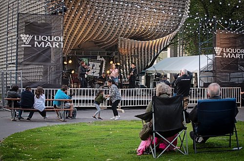 JESSICA LEE / WINNIPEG FREE PRESS
Brandi Vezina performs with her band June 14, 2023 at the Cube in the Exchange District.
Reporter: Alan Small