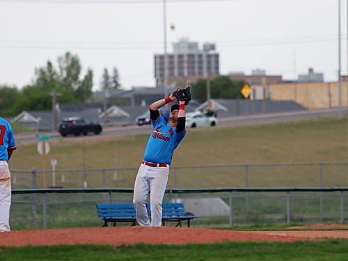 Michael Butler (6) of the Brandon Cardinals eyes down a pop fly during the second inning.(Massimo De Luca-Taronno/The Brandon Sun)   