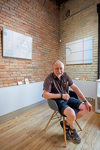 MIKE DEAL / FREE PRESS
Robert Pasternak whose show, The Art of Noticing, has been on display at the Katie and Gunner Gallery for most of May and has been extended into June.
Reporter: Jen Zoratti
260529 - Friday, May 29, 2026.