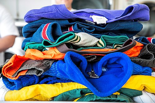 MIKAELA MACKENZIE / FREE PRESS
	
Clothing Bakery incoming items for the vintage clothing store at Blondieճ laundromat on Monday, June 1, 2026.

For Ben W story.
Free Press 2026