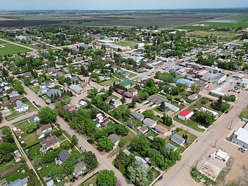 An aerial view of Carberry. Tomorrow's meeting will include a presentation from the consultant and give residents opportunities to answer questions. (Tim Smith/The Brandon Sun)