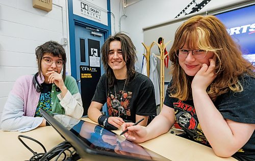 MIKE DEAL / FREE PRESS
(From left) Ethan Hall, 19, Jerzy Fleury, 19, and Killian Halldorson, 19, in the Sisler HS CREATE program.
Indigenous graduates from Sisler High School are getting paid animation training through internship work on Eagle Vision's series Stevie and the Sacred Animals.
Reporter: Conrad Sweatman
260609 - Tuesday, June 09, 2026.