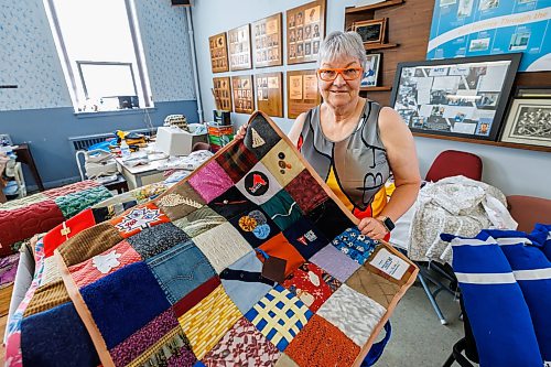 MIKE DEAL / FREE PRESS
Volunteer, Jo-Anne Pelzer, 71, has spent the past 16 years putting her sewing skills to good use making touch quilts for the Alzheimer’s Society, Red Heart Pillows for cardiac surgery patients at St. Boniface Hospital and costumes for the Children’s Hospital mascot Dr. Goodbear, as well as knitting mittens, toques, scarves and gloves for various organizations in the city.
Reporter: AV Kitching
260610 - Wednesday, June 10, 2026.