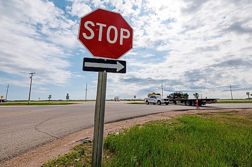 MIKE DEAL / FREE PRESS
Hwy 59 at MB-210 was closed to traffic, with a tow truck blocking the highway.
Crews were still on the scene of a semi-trailer and vehicle, killing the driver of the vehicle, just south of Gauthier Road and Hwy 59.
260617 - Wednesday, June 17, 2026.