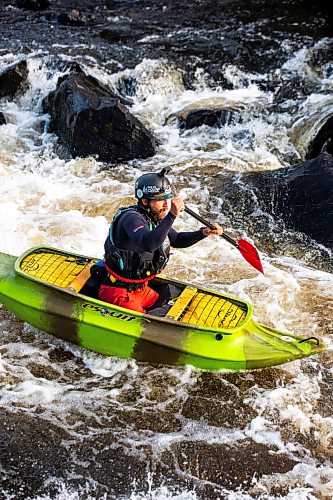 MIKAELA MACKENZIE / FREE PRESS
	
Garrett Fache paddles a rapid on the lower Bird River on Tuesday, June 16, 2026.

For photo page.
Free Press 2026