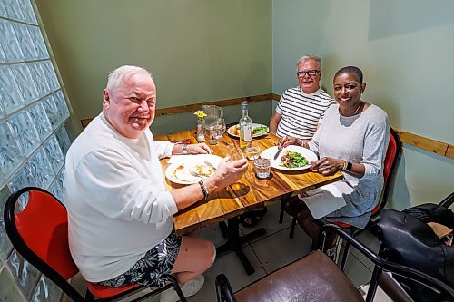 MIKE DEAL / FREE PRESS
Longtime patrons of Nucci’s Gelato, (from left), Gary Frain, Keith Maguire, and Hortense Hodge.
Nucci’s is celebrating its 50th year.
Reporter: Tiago Resko
260619 - Friday, June 19, 2026.
