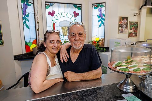 MIKE DEAL / FREE PRESS
Nucci’s Gelati owners Maria and Michael Pepe. Nucci’s is celebrating its 50th year.
Reporter: Tiago Resko
260619 - Friday, June 19, 2026.