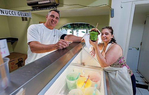 MIKE DEAL / FREE PRESS
Nucci’s Gelati owner Maria Pepe scoops out some of their famous gelato for longtime customer Lee J. Montgomery. Nucci’s is celebrating its 50th year.
Reporter: Tiago Resko
260619 - Friday, June 19, 2026.