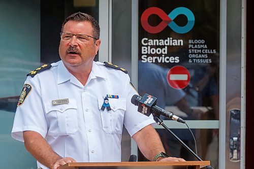 MIKE DEAL / FREE PRESS
Chief of Police Gene Bowers speaks during the event.
To kickoff the SIRENS FOR LIFE campaign blood donation drive, members of the WFPS take the time to donate Monday afternoon.
During the kickoff event which took place in front of Canadian Blood Services at 777 William Avenue, Chief of Police Gene Bowers, Chief of Fire Paramedic Service Christian Schmidt, RCMPs Derek Inglis, Aide-de-Camp for Lt.-Gov. Anita Neville, and Paramedic Jamie McClintock spoke about the importance of donating blood.
Reporter: Maggie Macintosh
260622 - Monday, June 22, 2026.