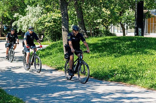 MIKE DEAL / FREE PRESS
A handful of the twenty-five WPS officers that have completed specialized bicycle patrol training were on hand Thursday morning on Waterfront Drive for a show-and-tell of their new e-bikes and the launch of a modernized Bicycle Patrol Program.
Reporter: Erik Pindera
260625 - Thursday, June 25, 2026.
