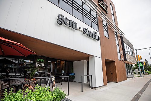 MIKAELA MACKENZIE / FREE PRESS
	
Gem Studio on Thursday, July 2, 2026. The business offers customers a hands-on jewelry-making experience guided by professional silversmiths. 

For Aaron story.
Free Press 2026