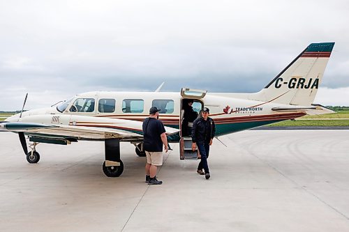 MIKE DEAL / FREE PRESS
Manitoba Premier Wab Kinew arrives back after taking a tour of flooded areas near Dauphin, MB, and Swan River, MB.
Manitoba Premier Wab Kinew flew to Dauphin, MB and Swan River, MB on Thursday to get a first hand look at some of the flood damage and to meet with officials and victims who are still in the midst of dealing with the situation.
260702 - Thursday, July 02, 2026.
