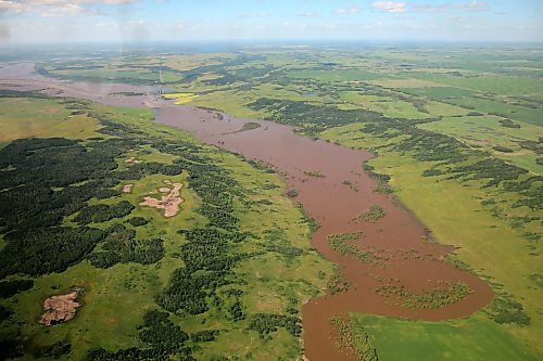 06072026
The Assiniboine River just west of Russell, Manitoba is swollen orders of magnitude beyond its usual banks, as seen from the air on Monday. That water is making it’s way downstream towards Brandon and eventually Winnipeg.
(Tim Smith/The Brandon Sun)